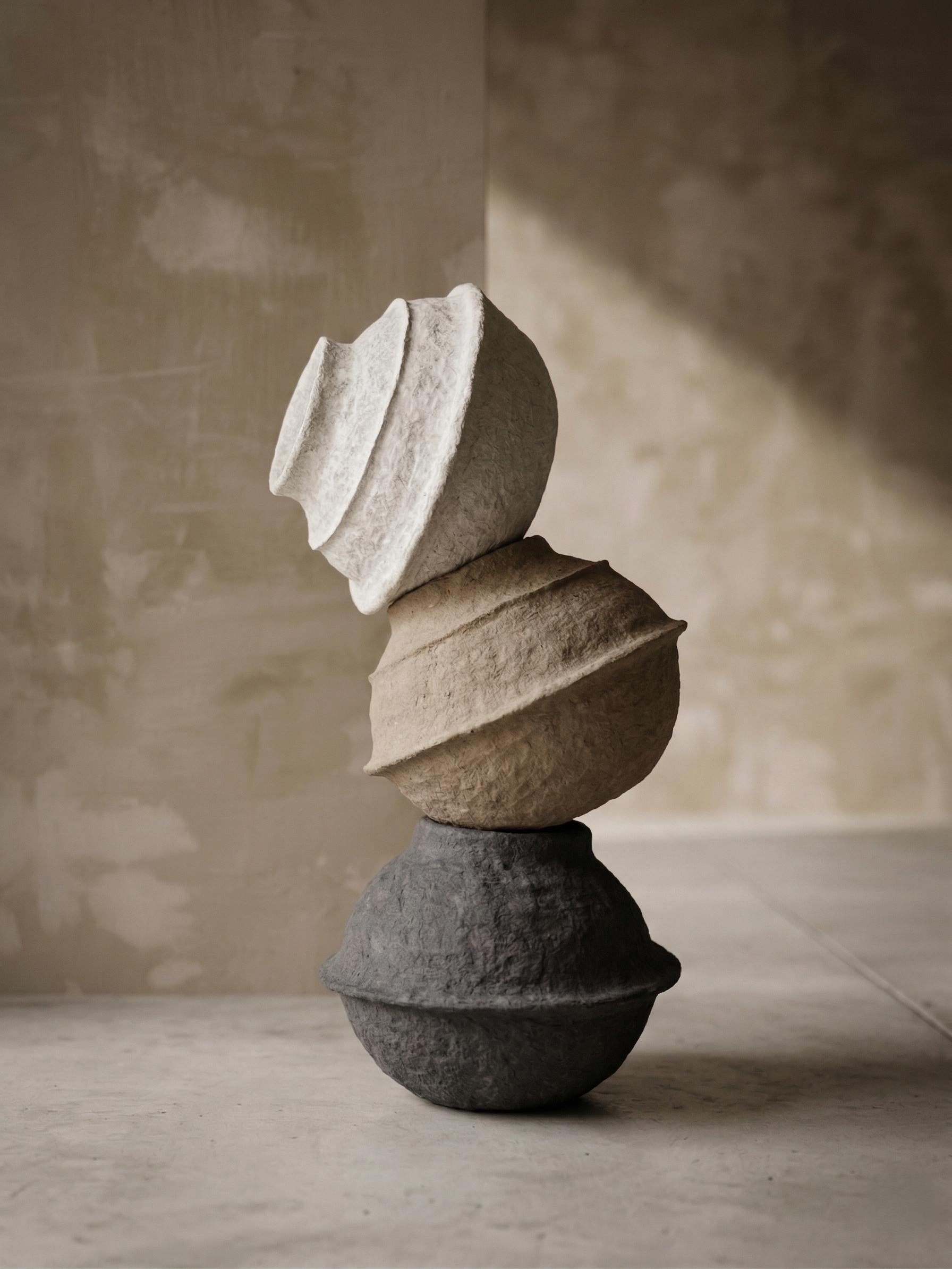 Sculptural Totem Floor Decor – Textured Mineral Plaster Column Art Piece