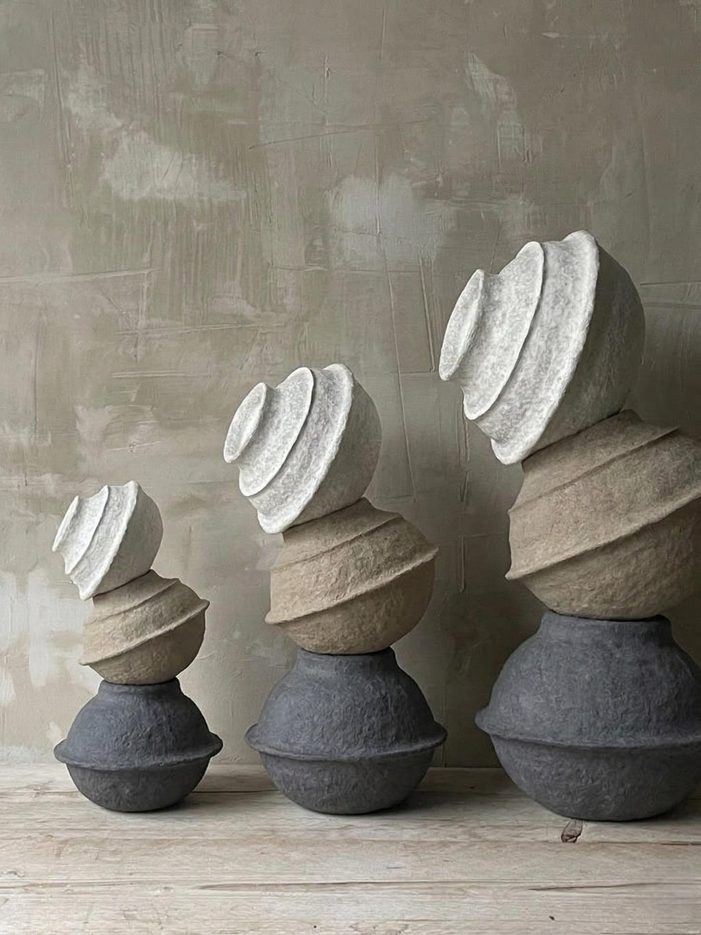 Sculptural Totem Floor Decor – Textured Mineral Plaster Column Art Piece