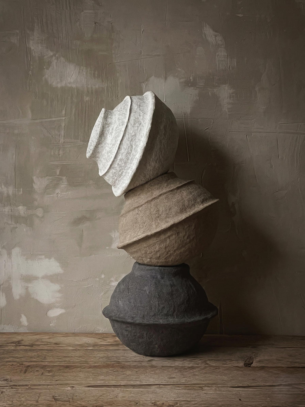 Sculptural Totem Floor Decor – Textured Mineral Plaster Column Art Piece